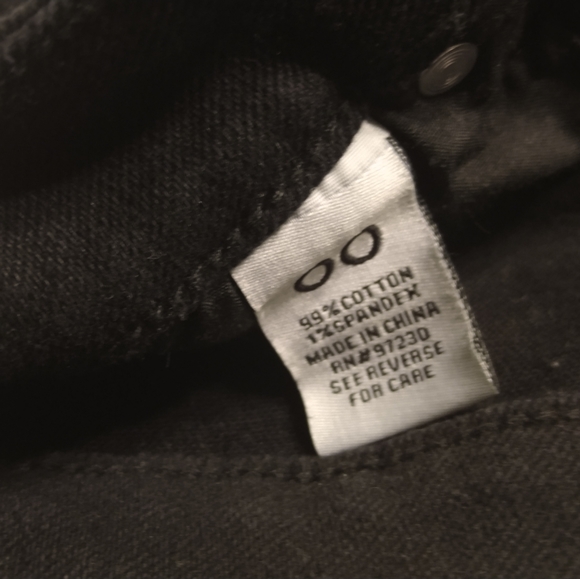 Almost famous distressed black shorts - Picture 4 of 4